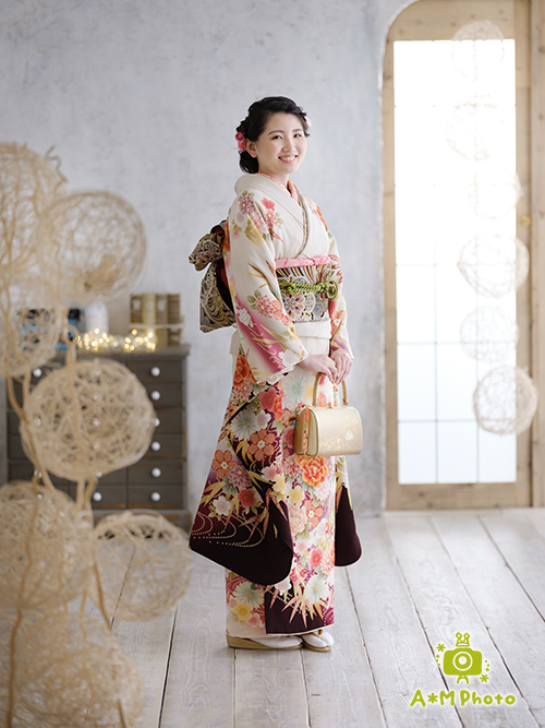 成人式の振袖レンタル・撮影は岡山の写真館のエーエムフォトへ